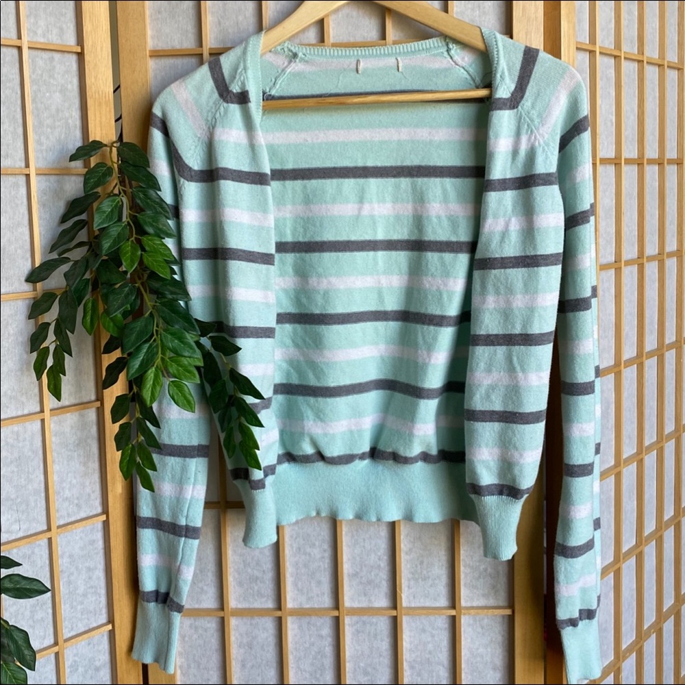 ⭐️SOLD - STRIPED SOFT CARDIGAN